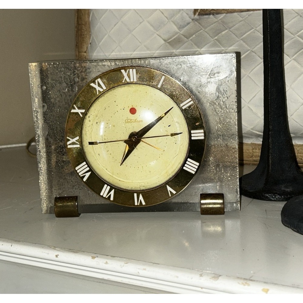 Telechron "Airlux" Clock model # 7H141 Deco in Lucite, 1946-57; Runs-Keeps Time